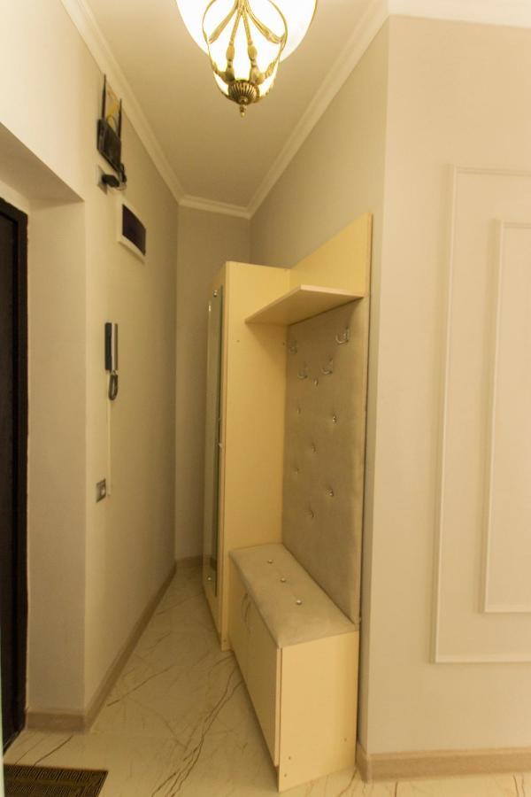 Residential Complex Central 261 อัลมาตี ภายนอก รูปภาพ